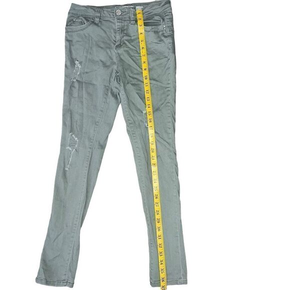 YMI Junior’s Olive Green Distressed Jeans Size 9 - Picture 7 of 9